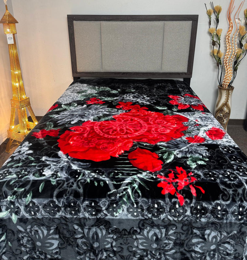 Poptex® Black Flower Blanket 1-Ply King Size